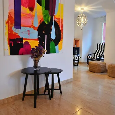 Valdes City Center Alicante By Nras