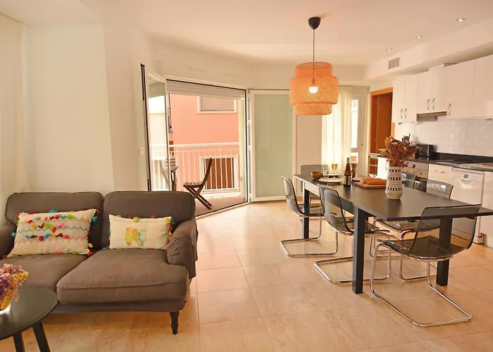 Daire Valdes Center By Nras *