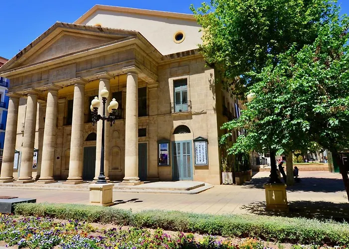 Valdes Center By Nras * Alicante