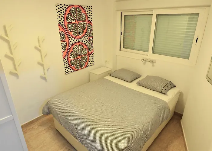 Valdes Center By Nras Alicante