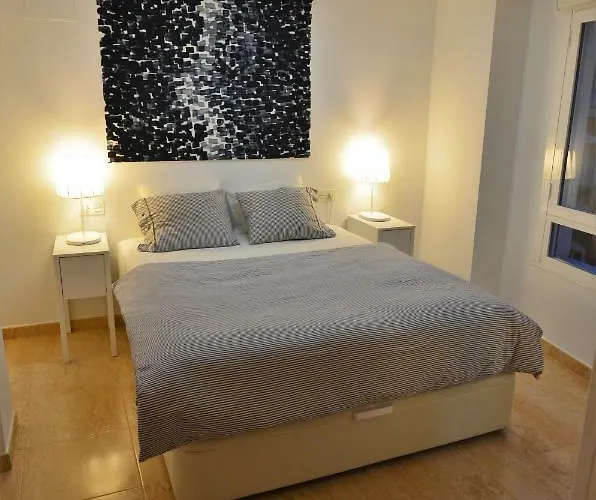 Valdes Center By Nras Daire